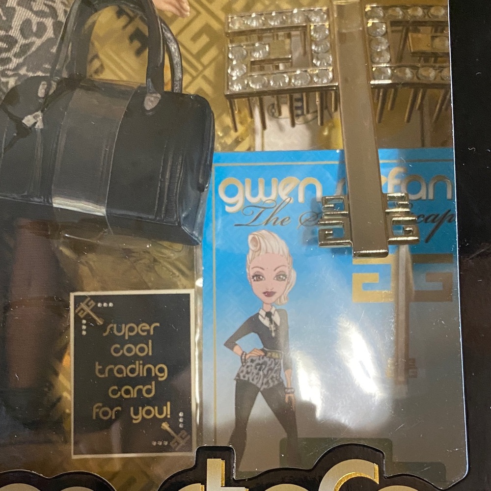Harajuku Lovers Fashion Doll Collection Gwen Stefani Barbie - Picture 4 of 4